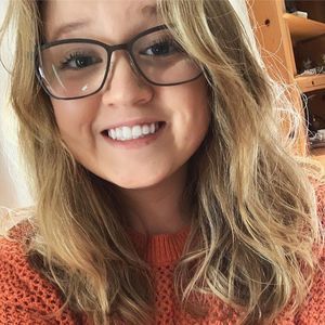 Meet your Posher, Julia